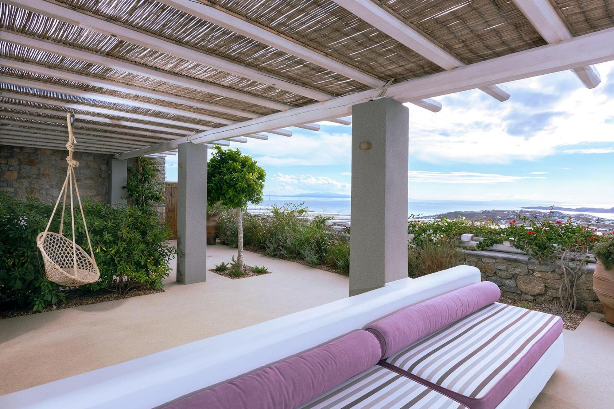 Villa Ammolite By Mykonos Rocks Plintri